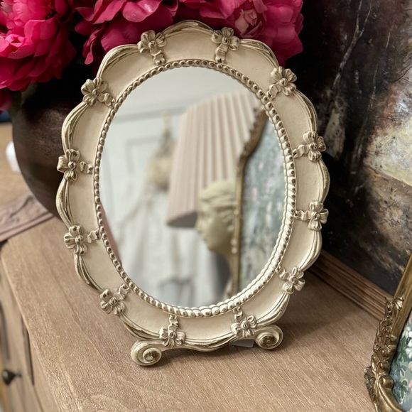 Vintage Syroco Inc Weathered Off White Easel VanityOval Mirrored
